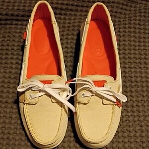 Brand New Sperry's
